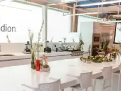 宜瑞安公司展示banner